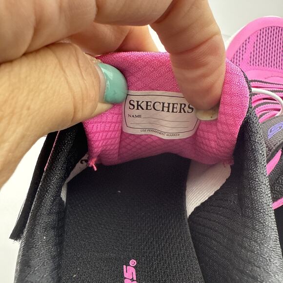 Skechers Girls Dyna-Air Sneaker, Lightweight, Breathable, Black/Pink, Size 3 - Picture 9 of 10